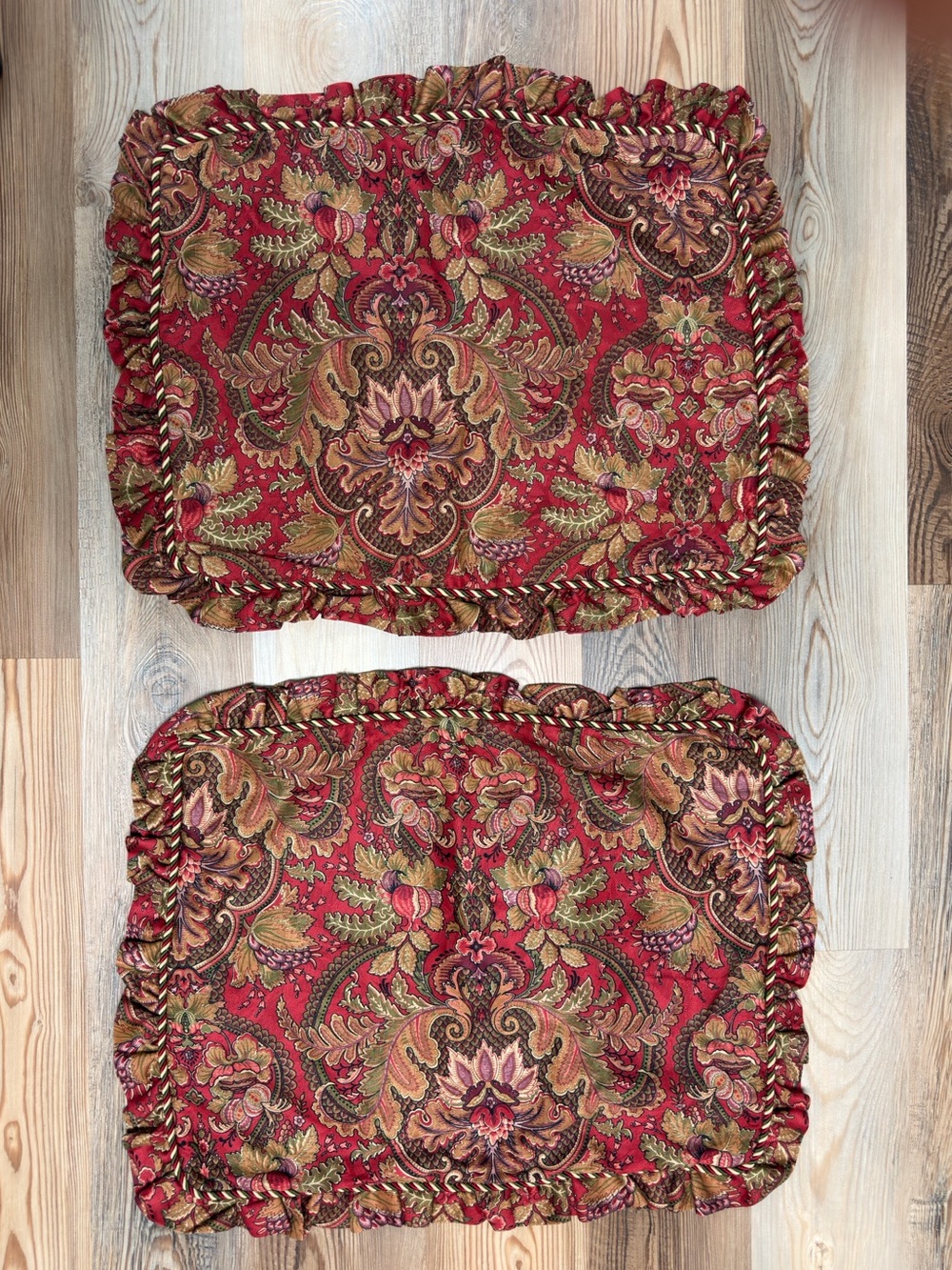 Vintage Raymond Waites Ancient Kingdom Red Paisley Standard Pillow Shams Pair 2
